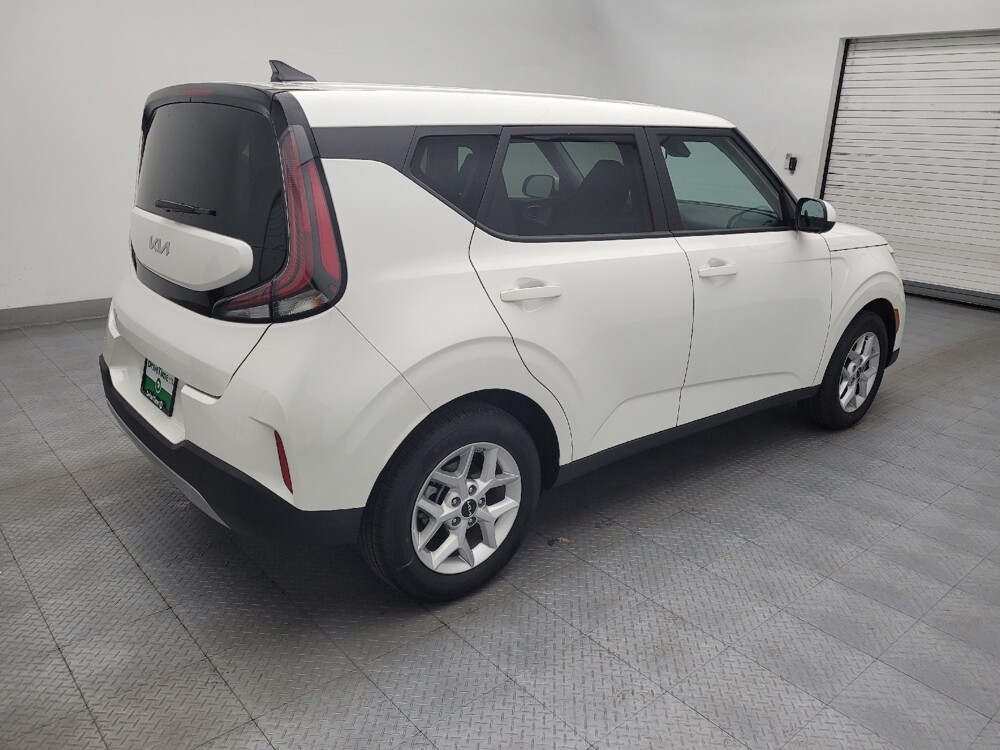 2025 Kia Soul in Raleigh, NC 27604 - 18128112 10