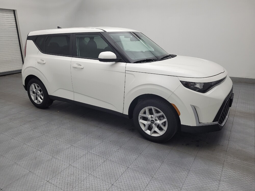 2025 Kia Soul in Charleston, SC 29414 - 18128113 11