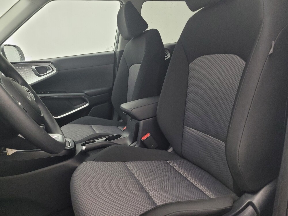 2025 Kia Soul in Charleston, SC 29414 - 18128113 17