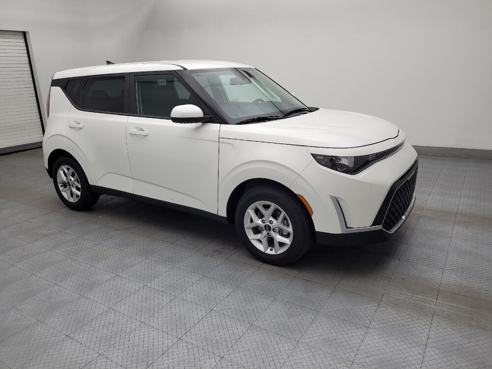 2025 Kia Soul in Raleigh, NC 27604 - 18128116 11