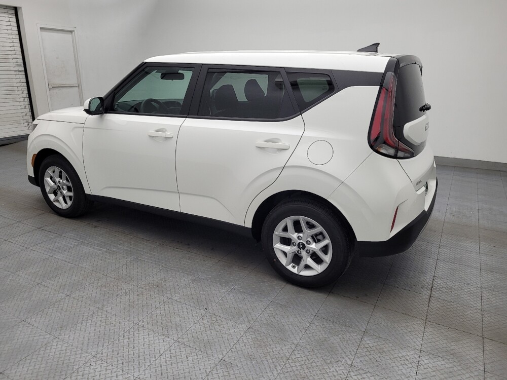 2025 Kia Soul in Raleigh, NC 27604 - 18128116 3