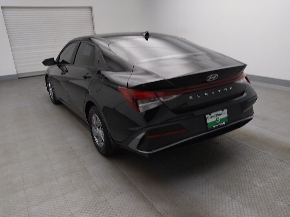 2024 Hyundai Elantra in Colorado Springs, CO 80909 - 18128121 5