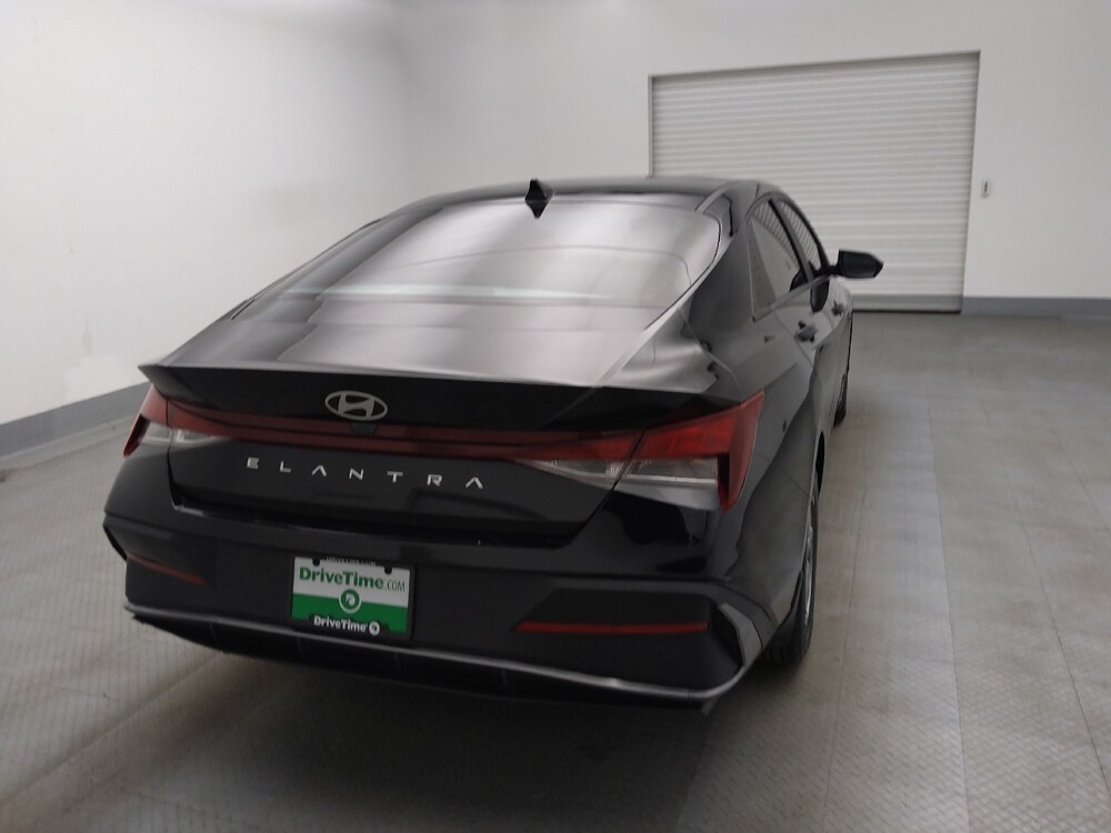 2024 Hyundai Elantra in Colorado Springs, CO 80909 - 18128121 7