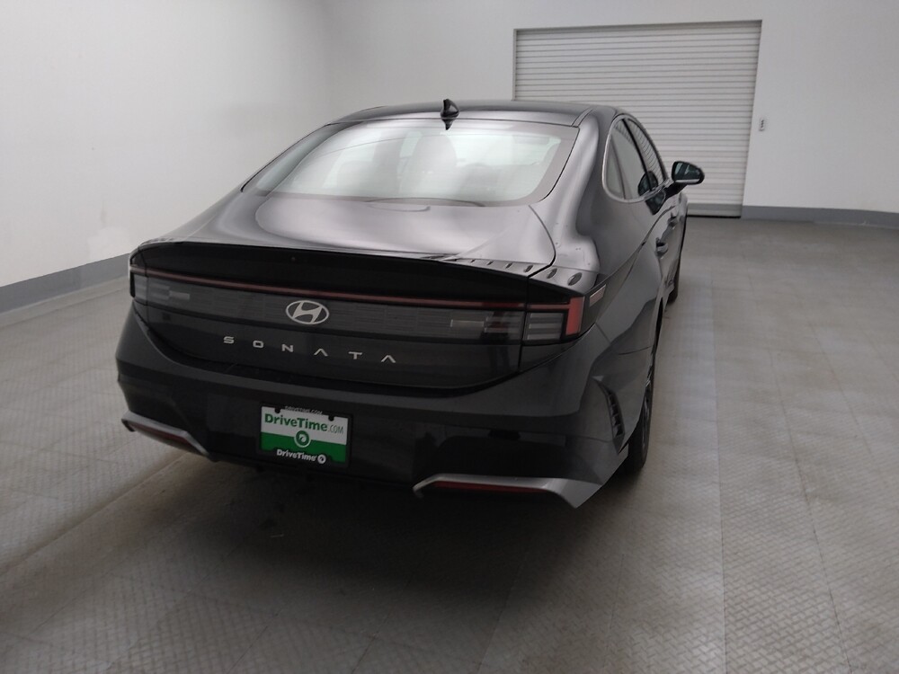 2024 Hyundai Sonata in Denver, CO 80012 - 18128130 7