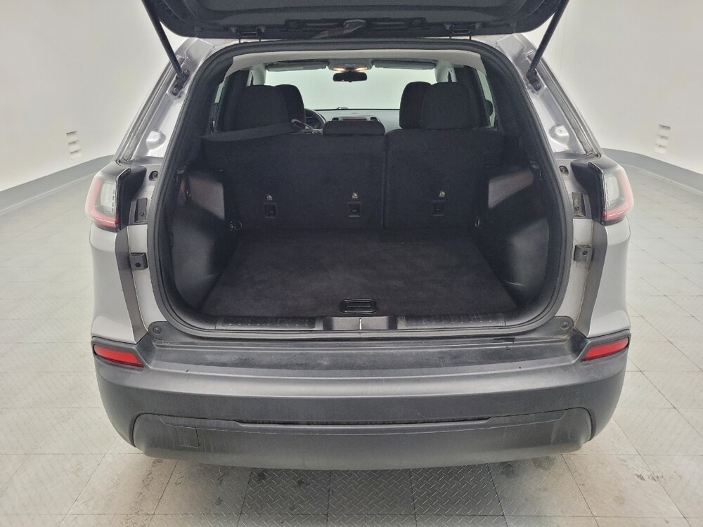 2019 Jeep Cherokee in Memphis, TN 38128 - 18128138 29