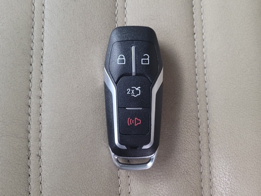 2015 Ford Edge in Memphis, TN 38128 - 18128139 32