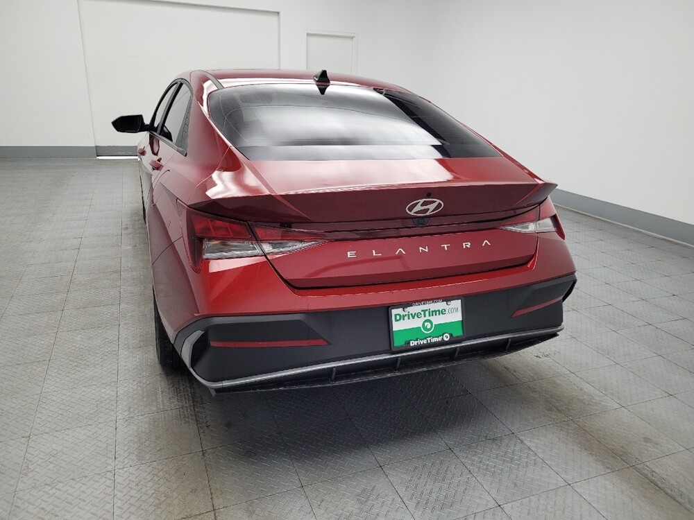 2024 Hyundai Elantra in Memphis, TN 38128 - 18128146 6
