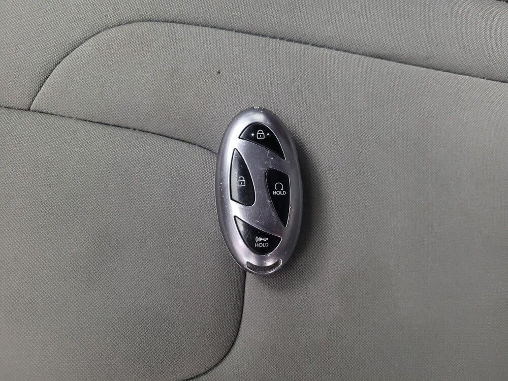 2025 Hyundai Elantra in Memphis, TN 38128 - 18128148 27