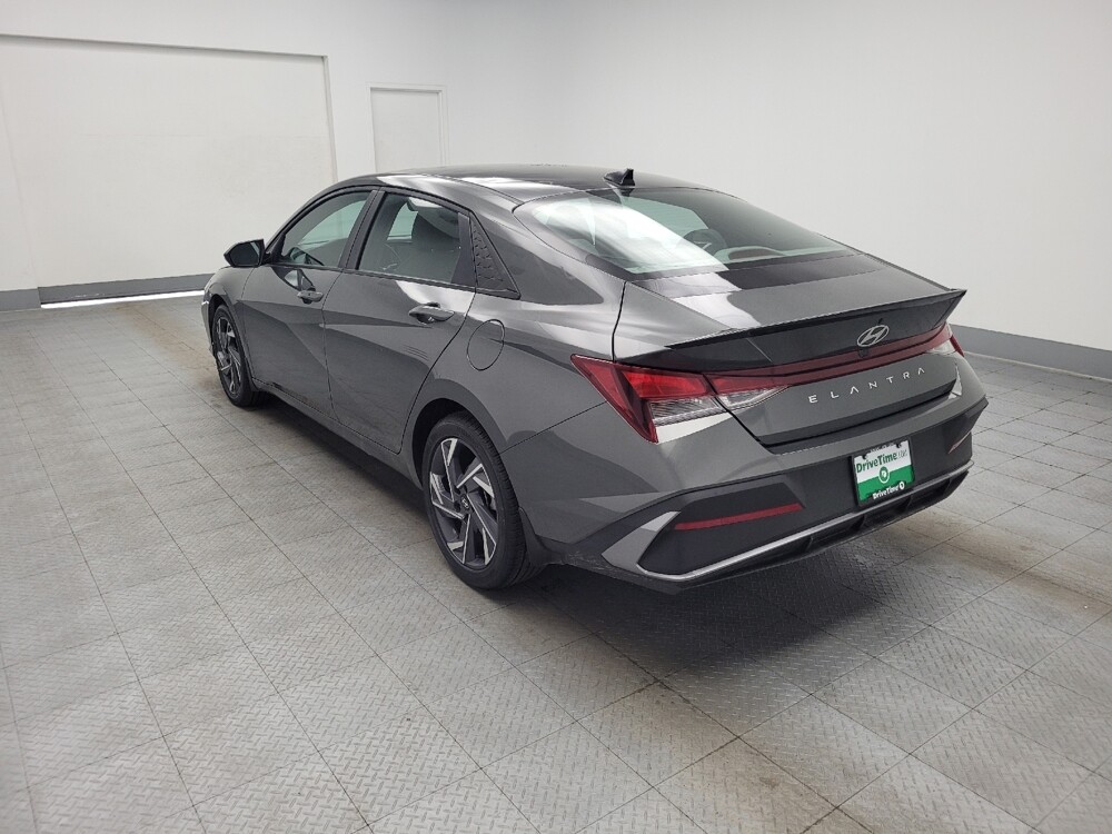 2025 Hyundai Elantra in Memphis, TN 38128 - 18128148 5