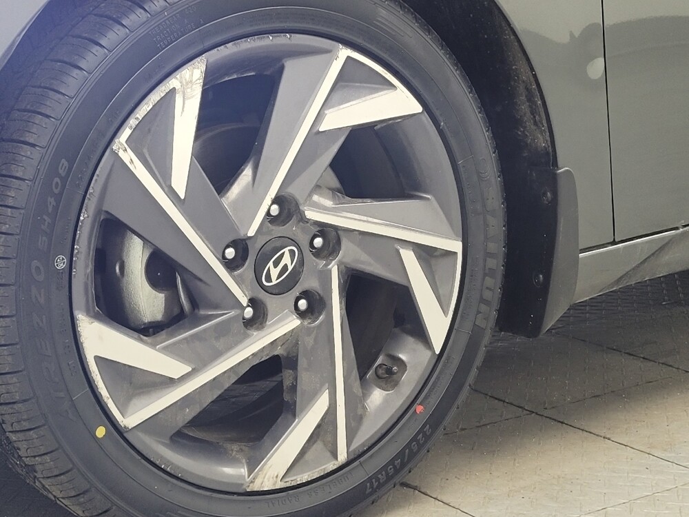 2025 Hyundai Elantra in Memphis, TN 38128 - 18128148 31