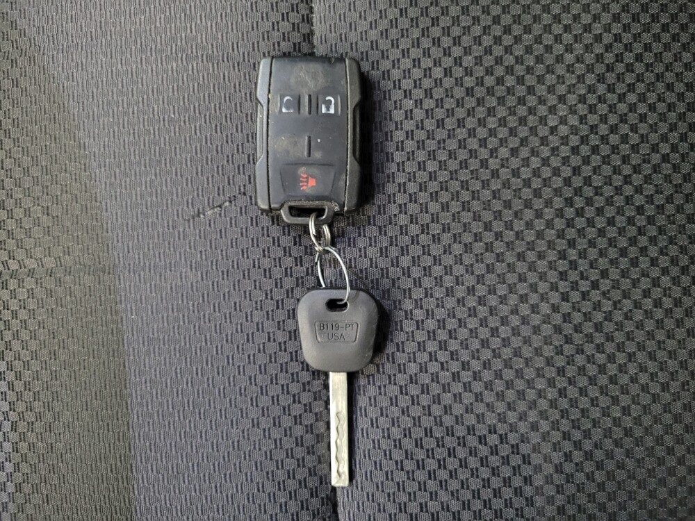 2015 Chevrolet Silverado 1500 in Antioch, TN 37013 - 18128150 32