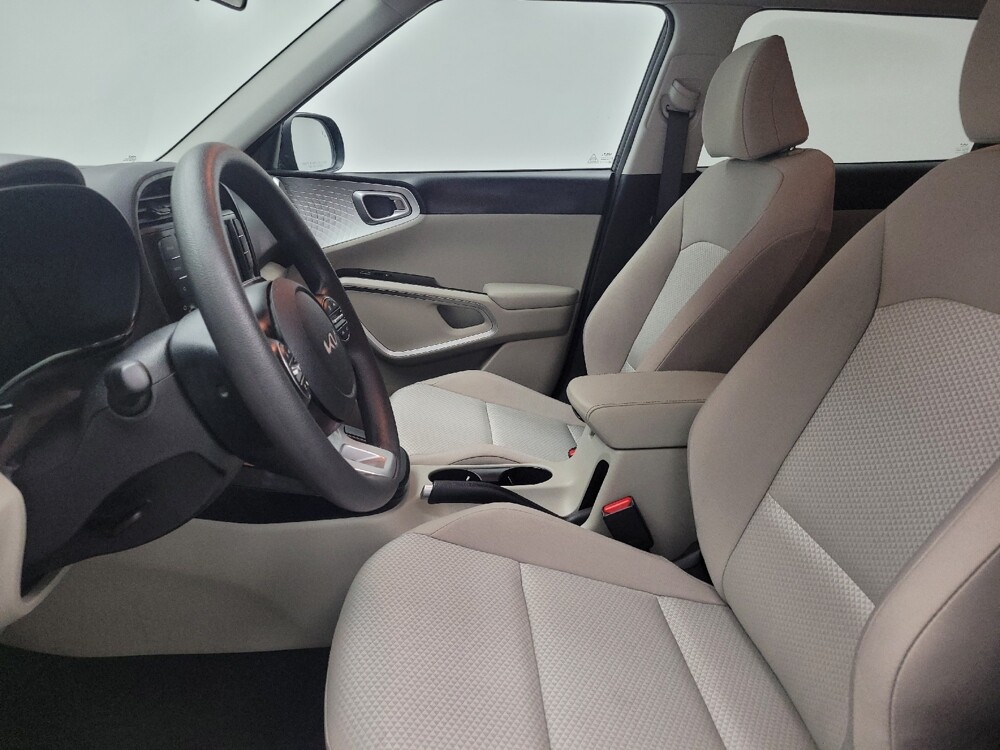 2025 Kia Soul in Huntsville, AL 35816 - 18128151 17