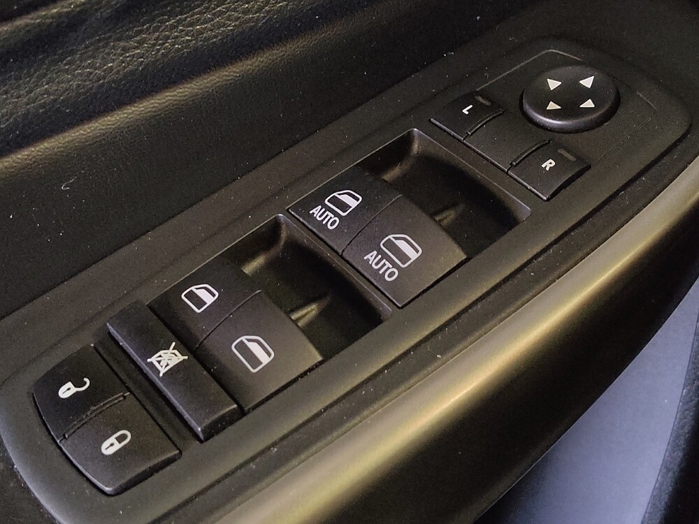 2021 Jeep Cherokee in San Antonio, TX 78238 - 18128165 27