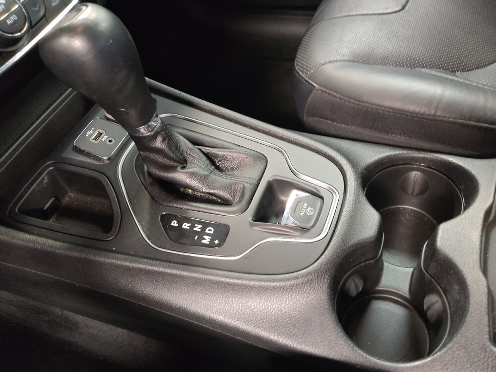 2021 Jeep Cherokee in San Antonio, TX 78238 - 18128165 26