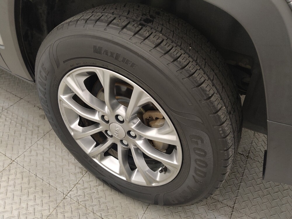 2021 Jeep Cherokee in San Antonio, TX 78238 - 18128165 31