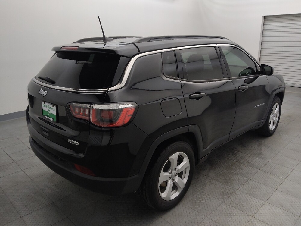 2019 Jeep Compass in Houston, TX 77074 - 18128176 9