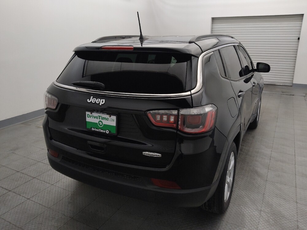 2019 Jeep Compass in Houston, TX 77074 - 18128176 7