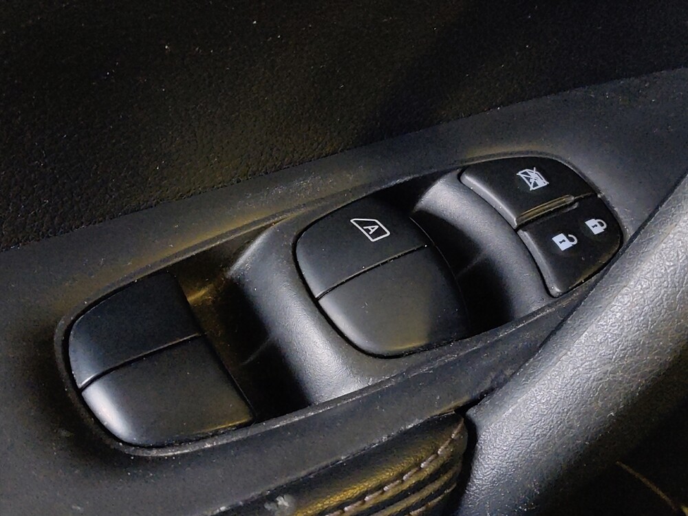 2019 Nissan Rogue in Live Oak, TX 78233 - 18128185 27