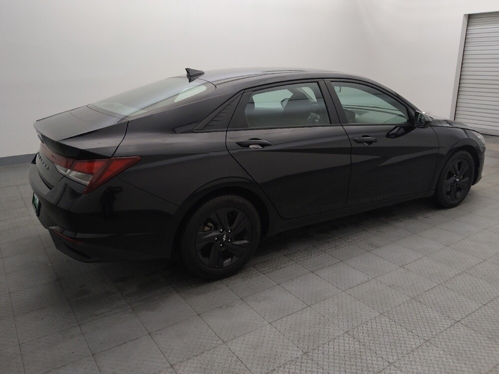 2023 Hyundai Elantra in Houston, TX 77034 - 18128188 10