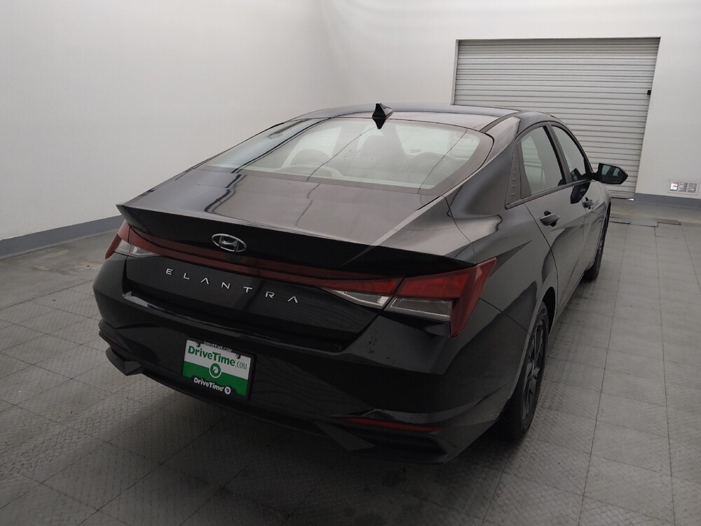 2023 Hyundai Elantra in Houston, TX 77034 - 18128188 7