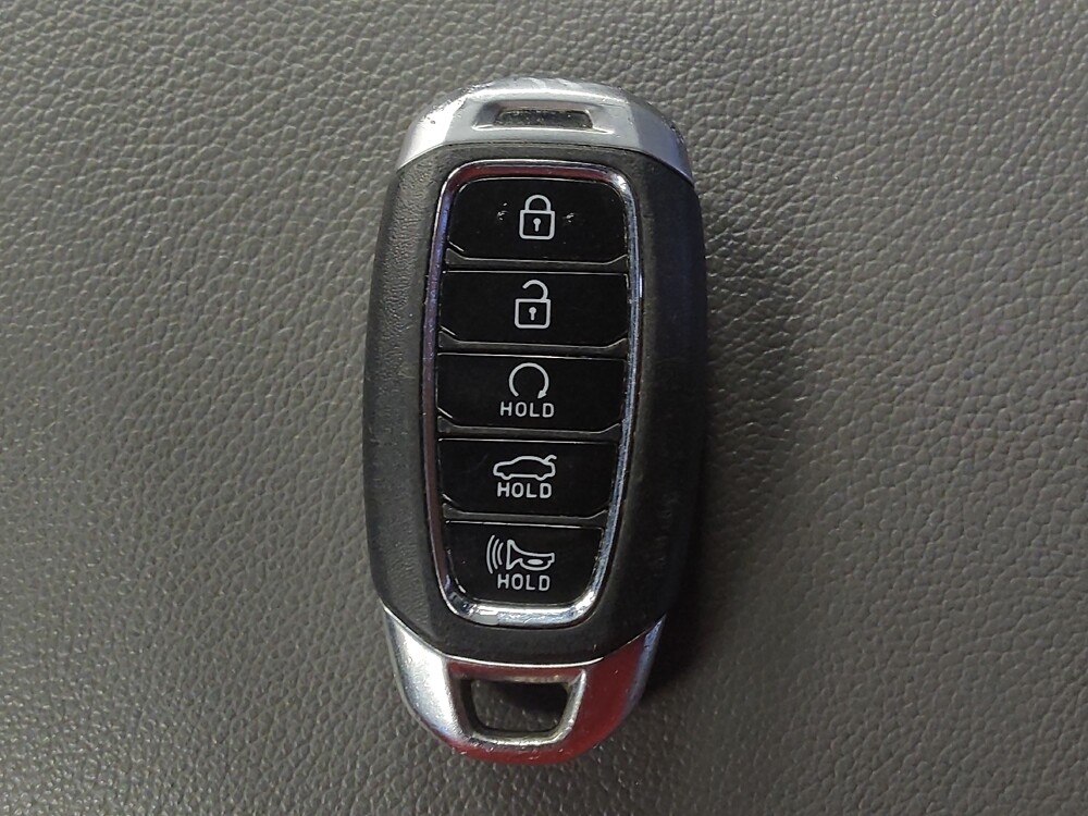 2023 Hyundai Elantra in Houston, TX 77034 - 18128188 32