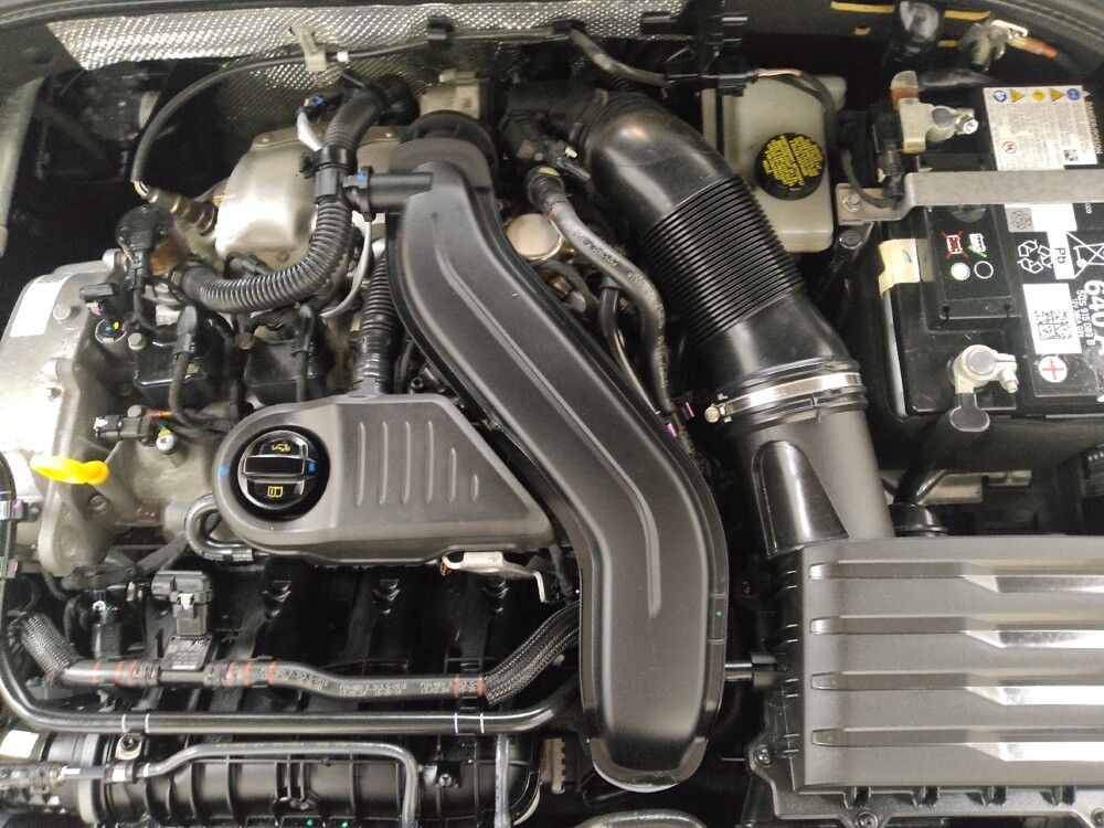 2025 Volkswagen Jetta in Fairfield, OH 45014 - 18128190 30