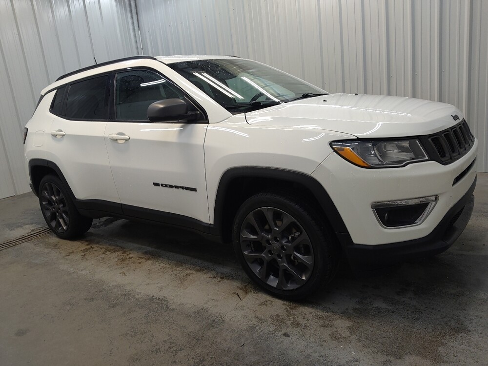 2021 Jeep Compass in Fairfield, OH 45014 - 18128191 11