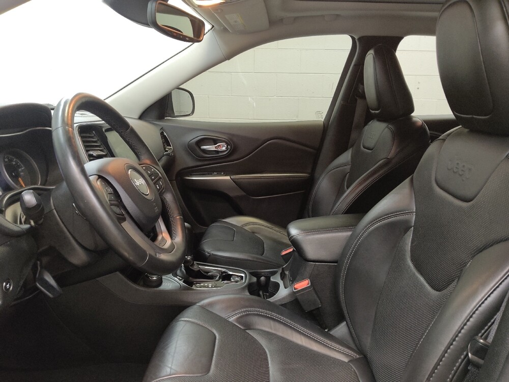 2019 Jeep Cherokee in Fairfield, OH 45014 - 18128192 17