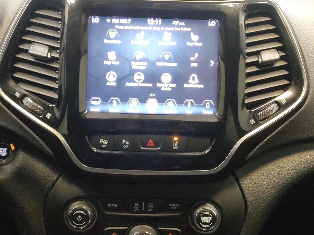 2019 Jeep Cherokee in Fairfield, OH 45014 - 18128192 25