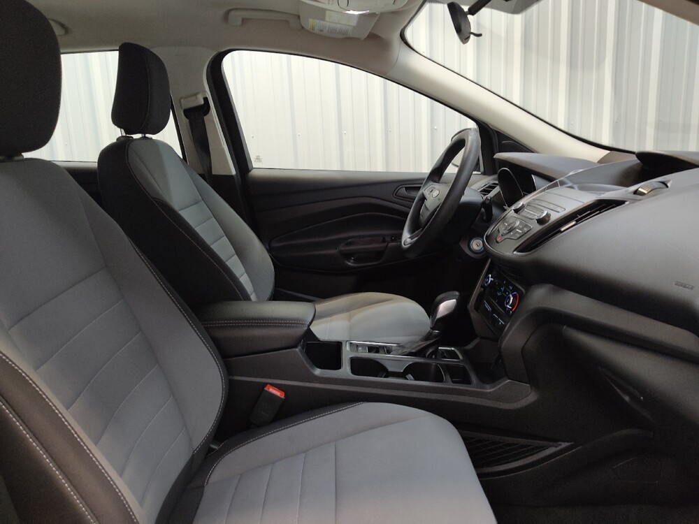 2019 Ford Escape in Fairfield, OH 45014 - 18128195 21