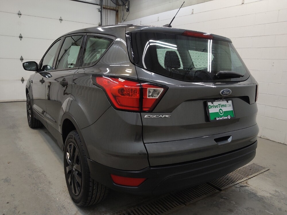 2019 Ford Escape in Fairfield, OH 45014 - 18128195 5