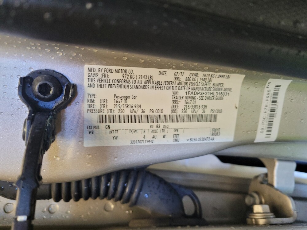 2017 Ford Focus in Fairfield, OH 45014 - 18128197 33