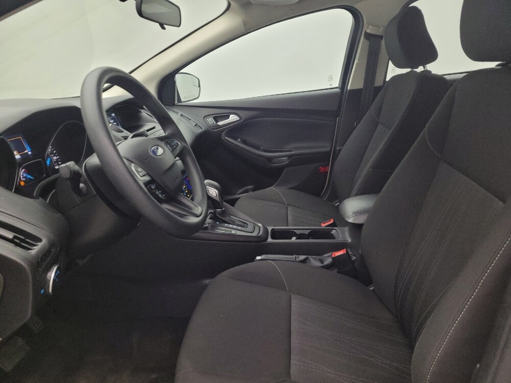 2017 Ford Focus in Fairfield, OH 45014 - 18128197 17