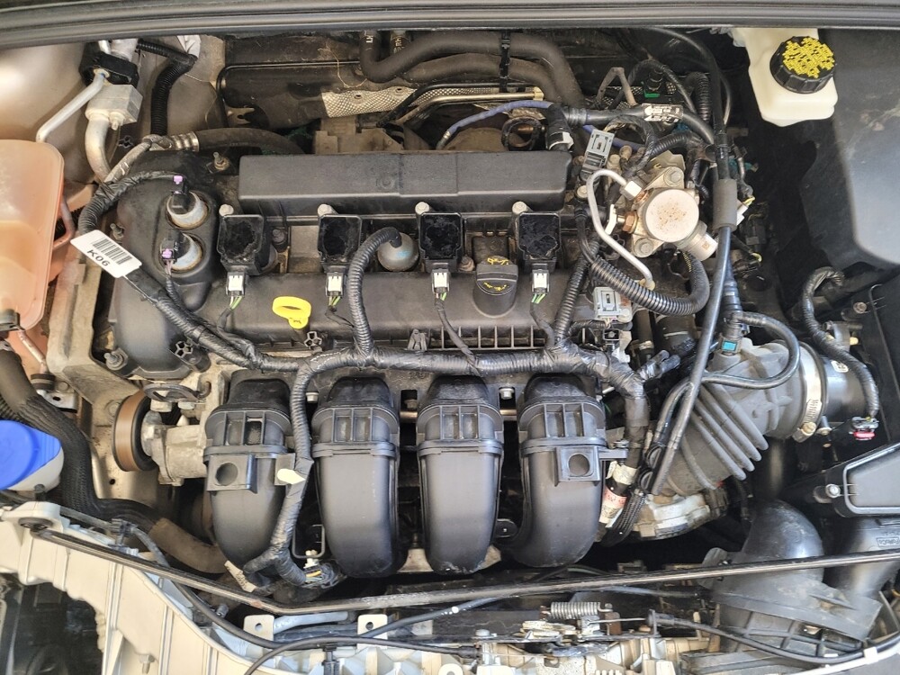 2017 Ford Focus in Fairfield, OH 45014 - 18128197 30