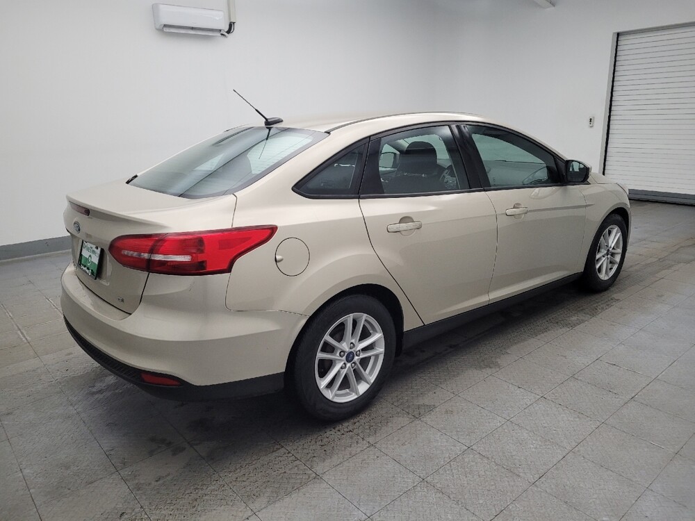 2017 Ford Focus in Fairfield, OH 45014 - 18128197 10