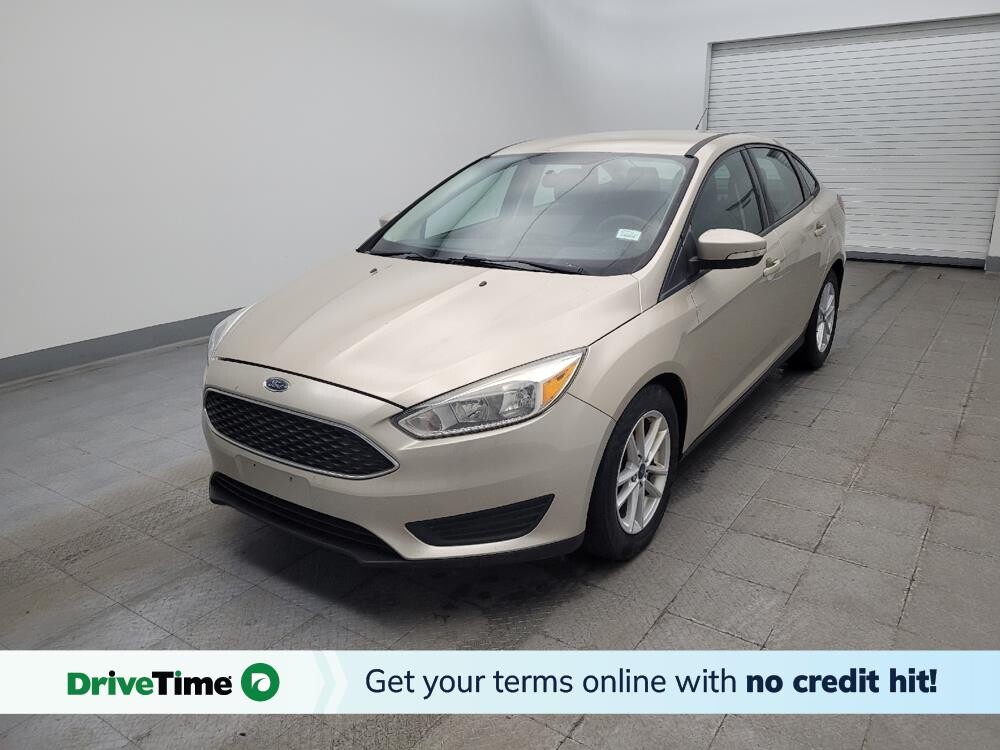 2017 Ford Focus in Fairfield, OH 45014 - 18128197