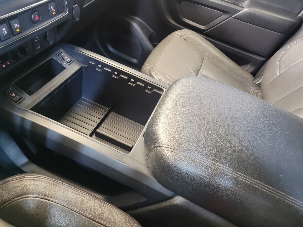 2018 Nissan Titan in Toledo, OH 43617 - 18128198 26