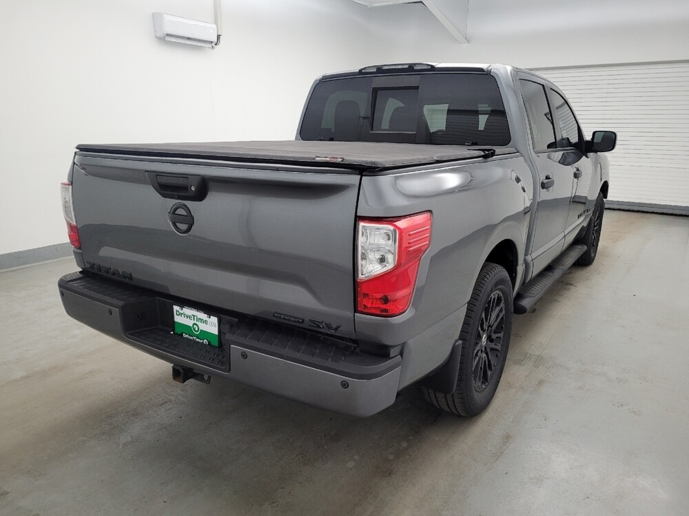 2018 Nissan Titan in Toledo, OH 43617 - 18128198 9