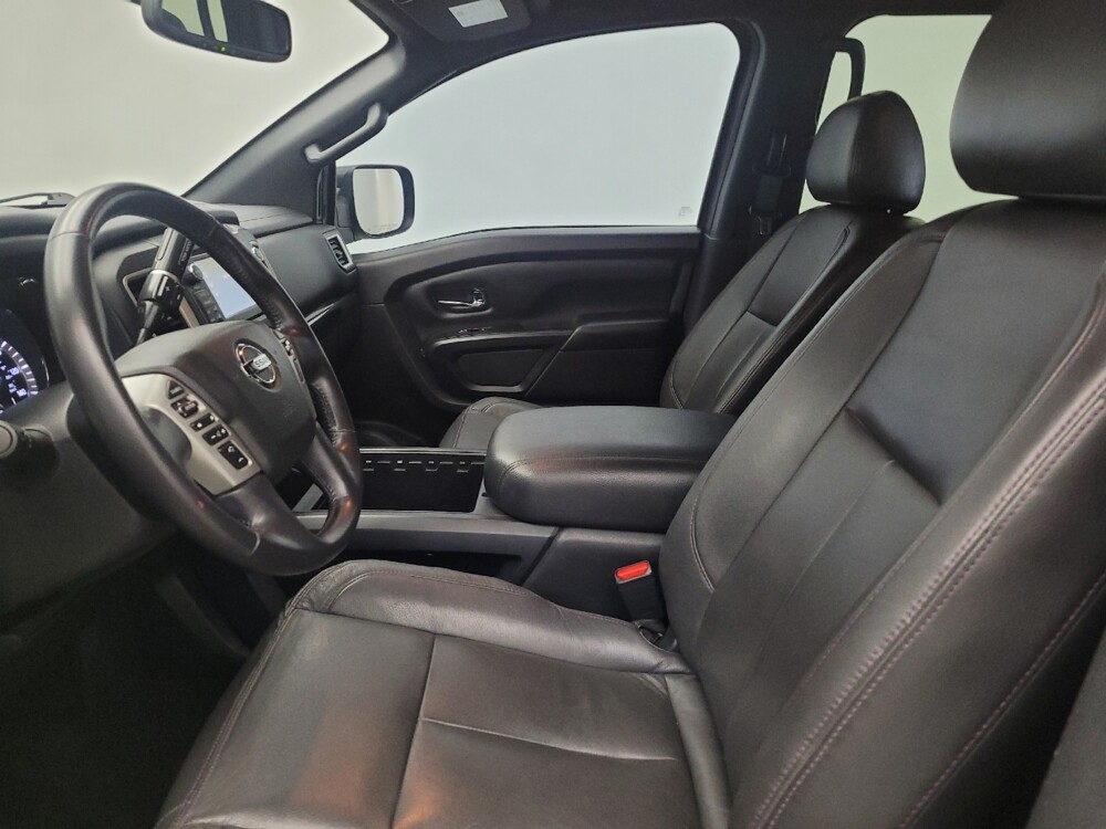 2018 Nissan Titan in Toledo, OH 43617 - 18128198 17