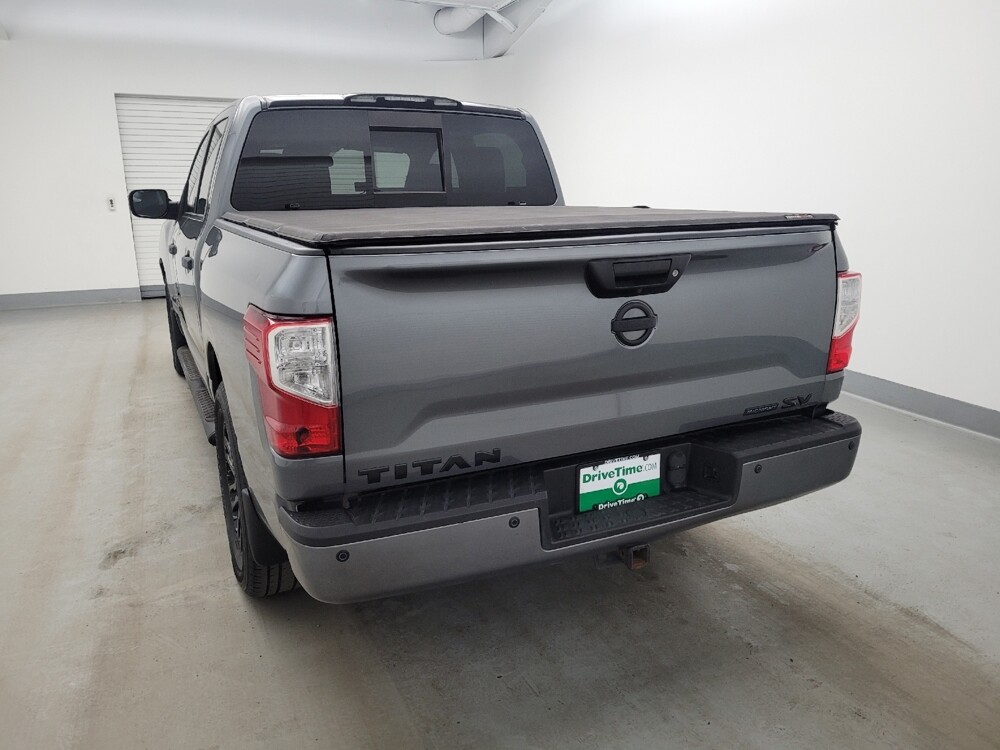 2018 Nissan Titan in Toledo, OH 43617 - 18128198 6