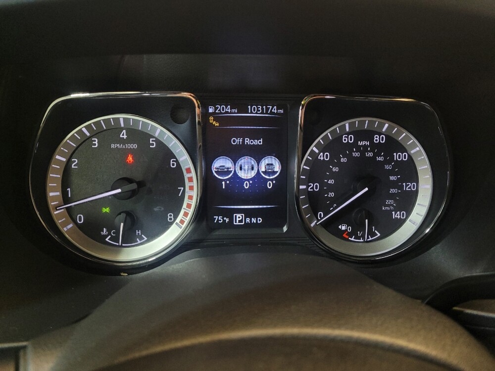 2018 Nissan Titan in Toledo, OH 43617 - 18128198 23