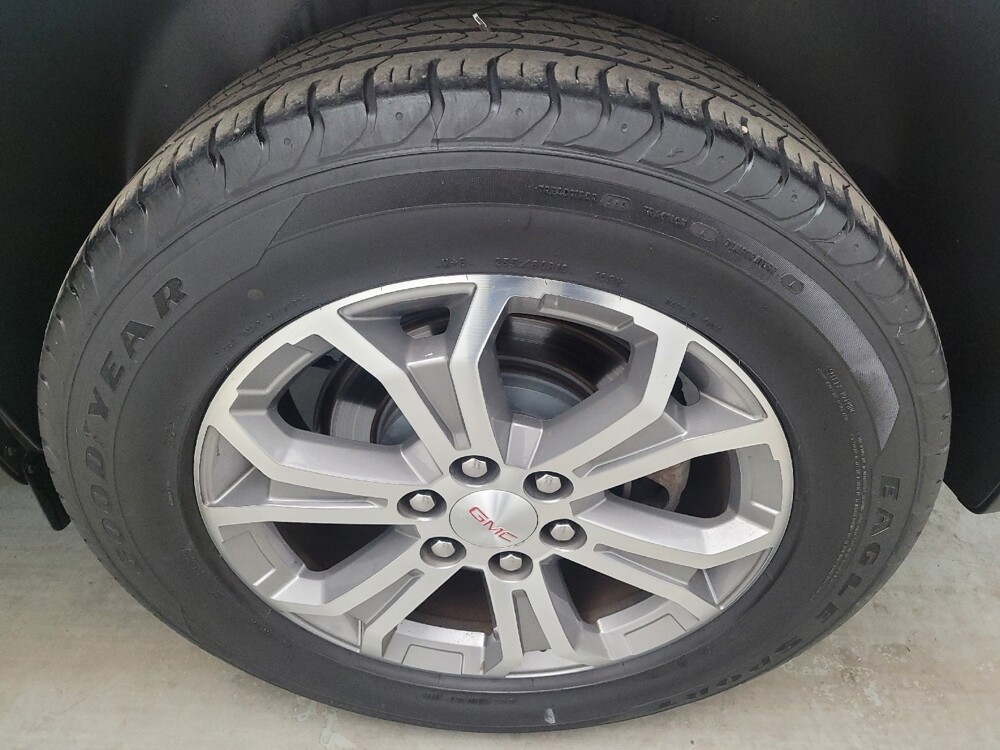 2014 GMC Acadia in Toledo, OH 43617 - 18128204 31