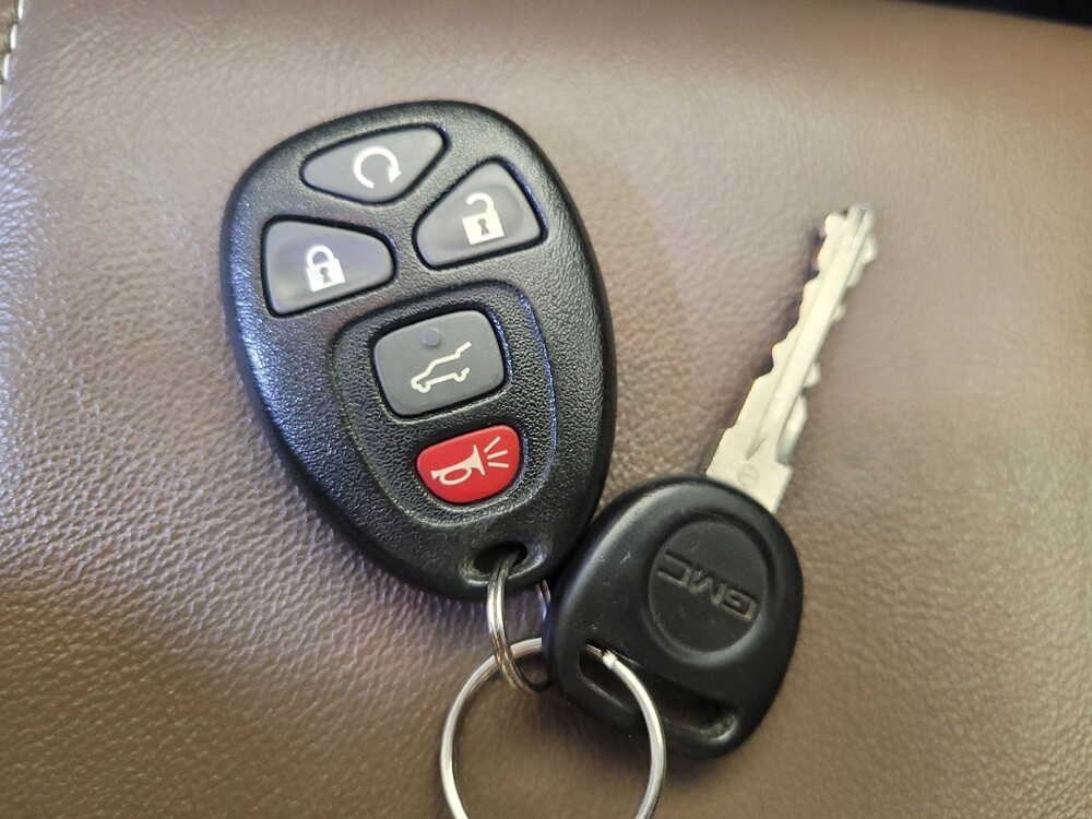 2014 GMC Acadia in Toledo, OH 43617 - 18128204 32