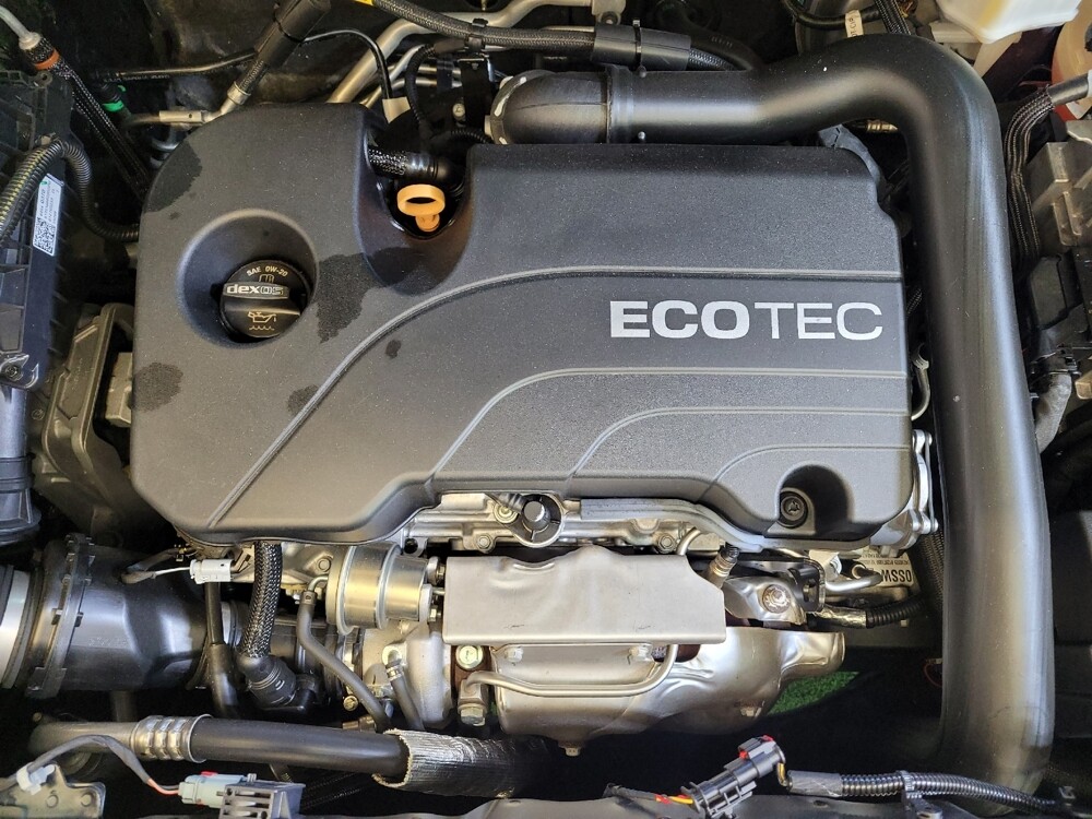 2020 Chevrolet Equinox in Toledo, OH 43617 - 18128205 30