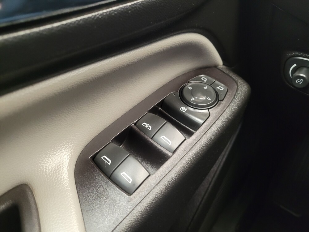 2020 Chevrolet Equinox in Columbus, OH 43231 - 18128206 27