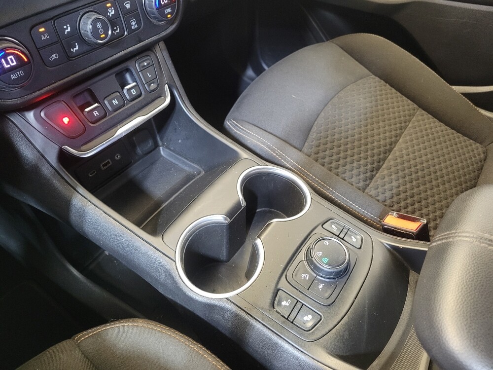 2020 GMC Terrain in Maple Heights, OH 44137 - 18128207 26