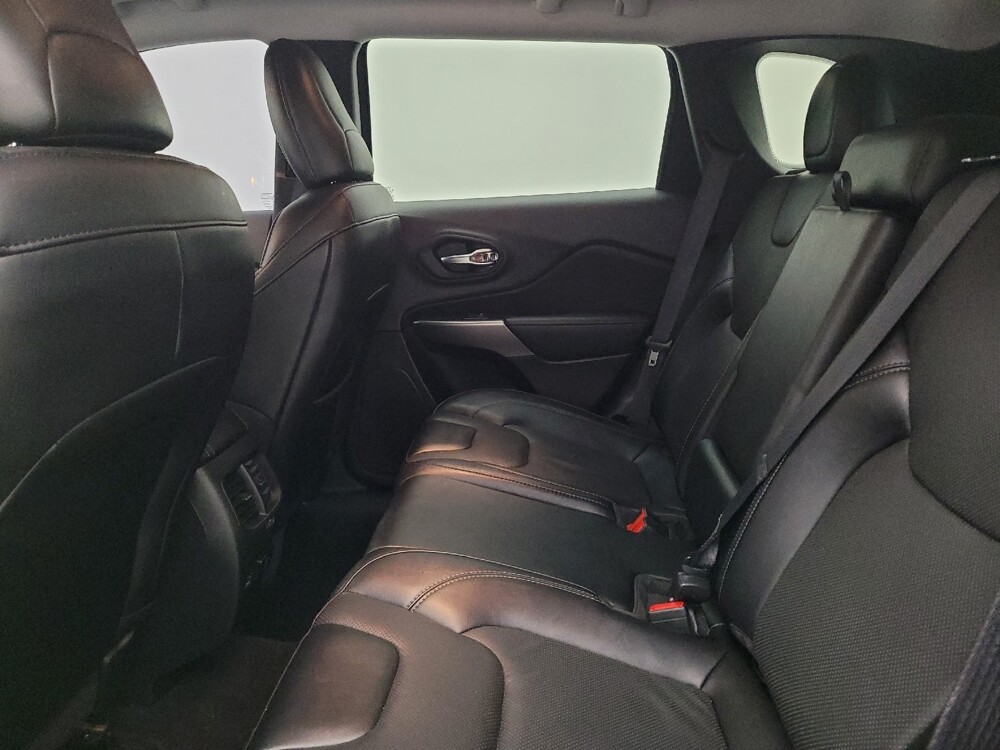 2022 Jeep Cherokee in Toledo, OH 43617 - 18128208 18