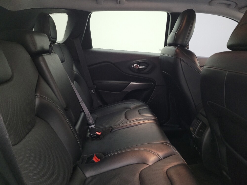 2022 Jeep Cherokee in Toledo, OH 43617 - 18128208 19