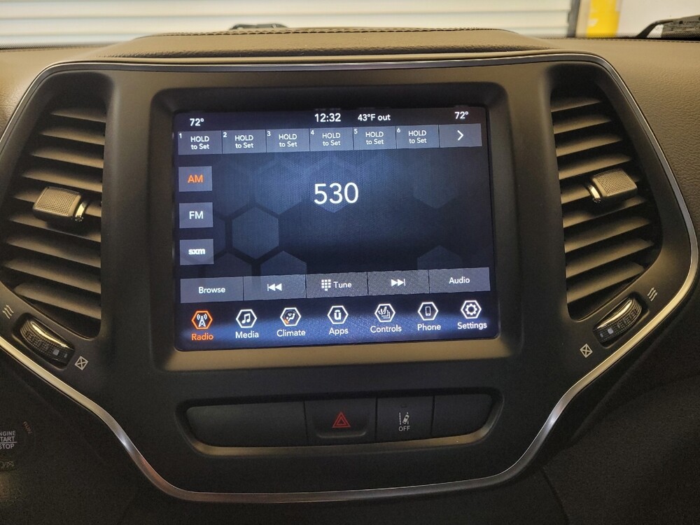 2022 Jeep Cherokee in Toledo, OH 43617 - 18128208 25