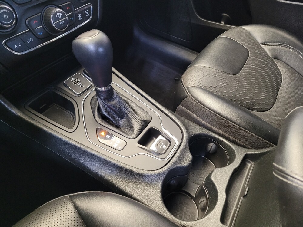 2022 Jeep Cherokee in Toledo, OH 43617 - 18128208 26